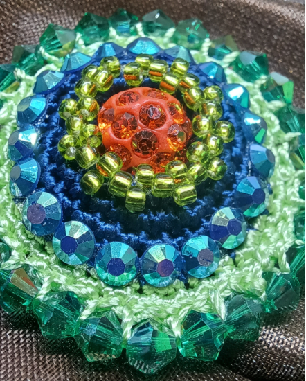 Háčkované dizajnové náušnice "Vôňa Ománu"